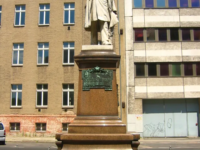 Schulze-Delitzsch-Platz