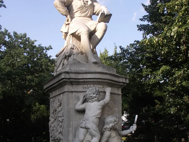 Senefelderplatz