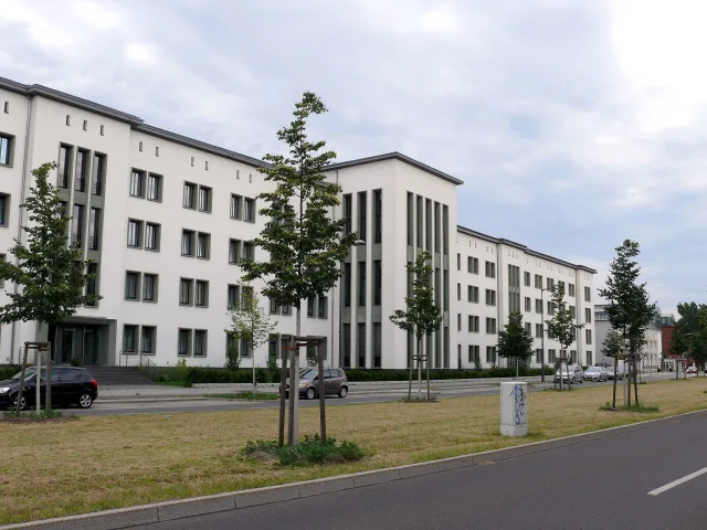 Groß-Berliner Damm