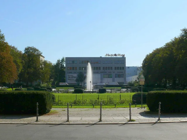 Brunnenplatz (Berlin)