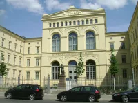 Luisenstraße (Berlin)