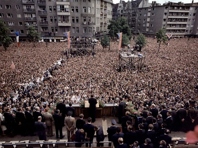 John-F.-Kennedy-Platz (Berlin)
